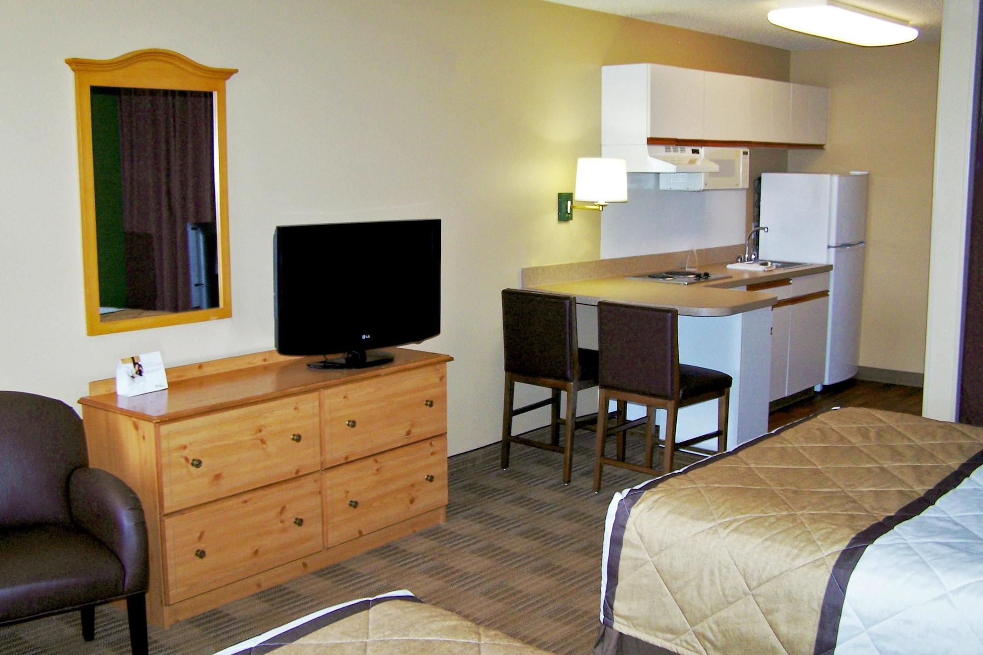 Extended America - Milwaukee - 2*